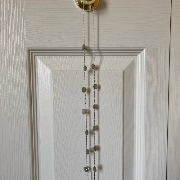 Three Banana Republic necklaces - Picture 4 of 6